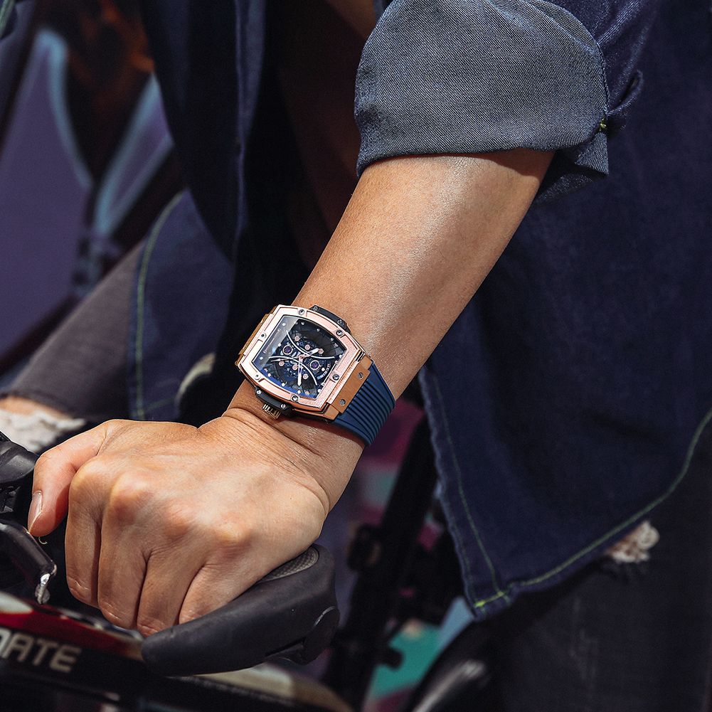 Luxury Quartz Sports Watch